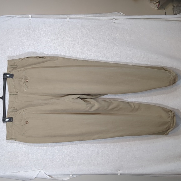 Tommy Bahama Men's 100%Silk Pleated Front Pants Khaki Color Size 42 - Picture 5 of 10